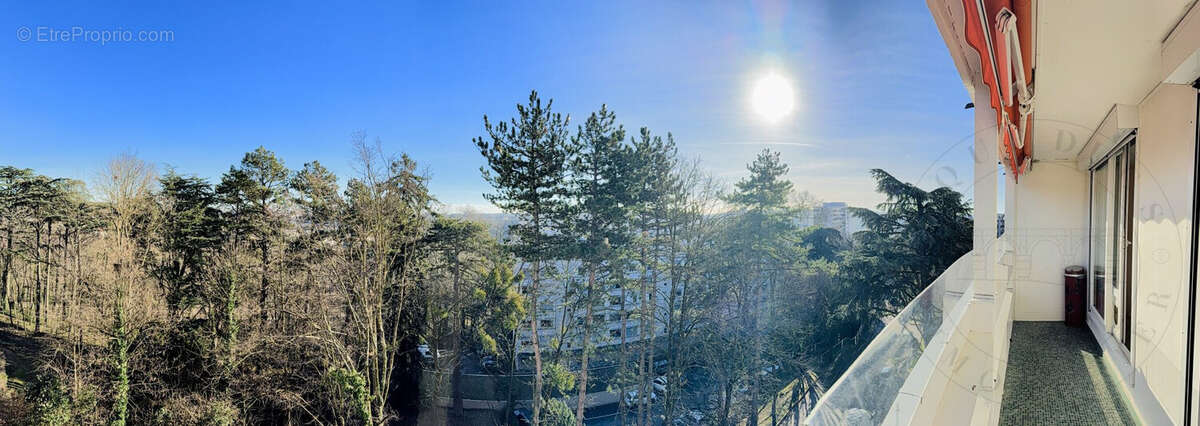 Appartement à LYON-9E