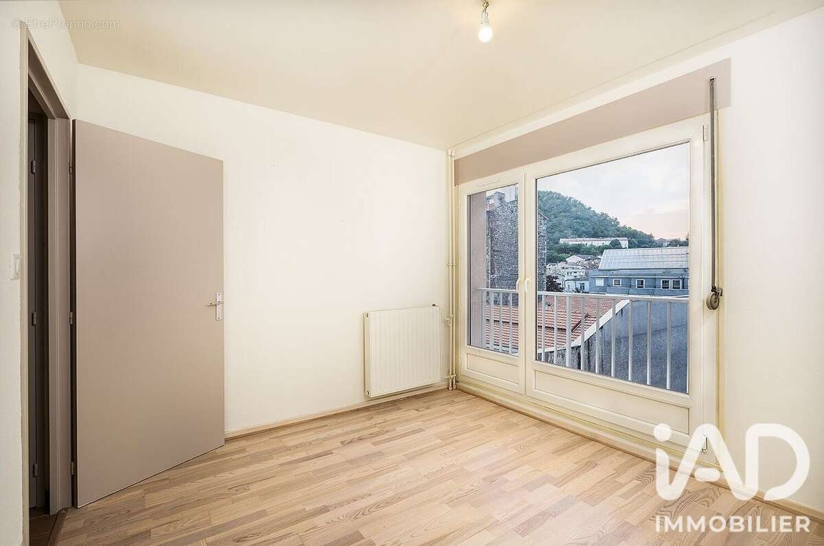 Photo 9 - Appartement à SAINT-ETIENNE