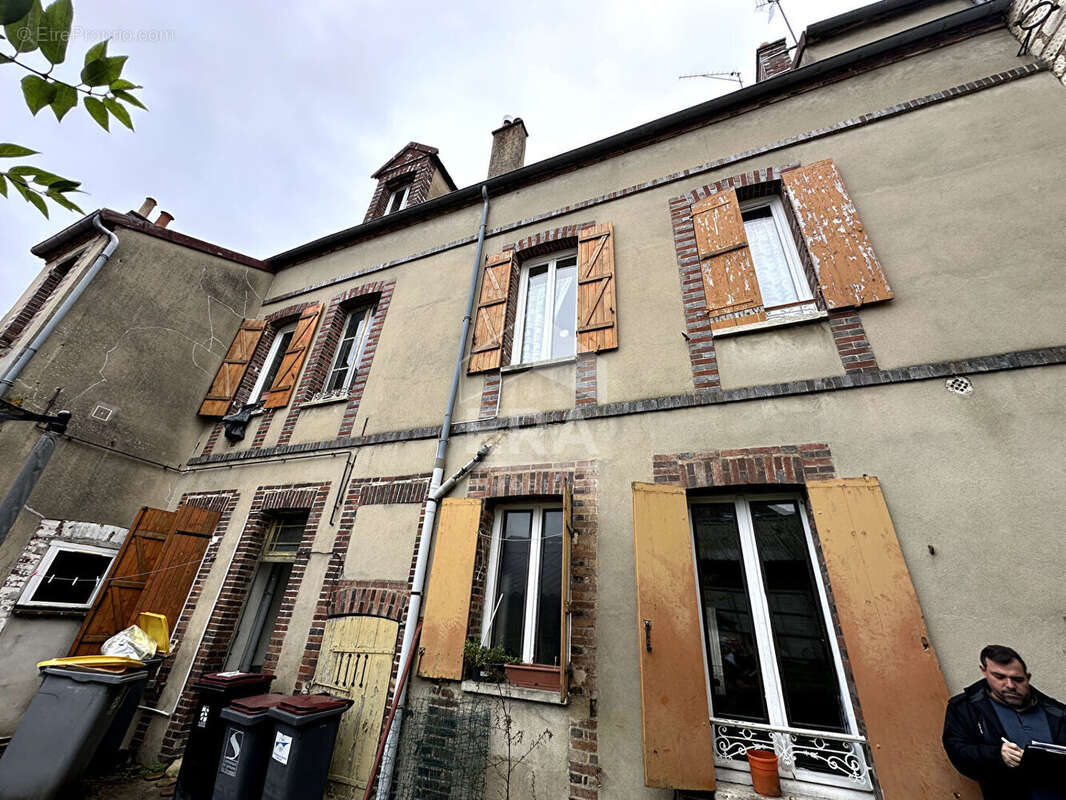 Immeuble de rapport 154m² à sens - photo 10