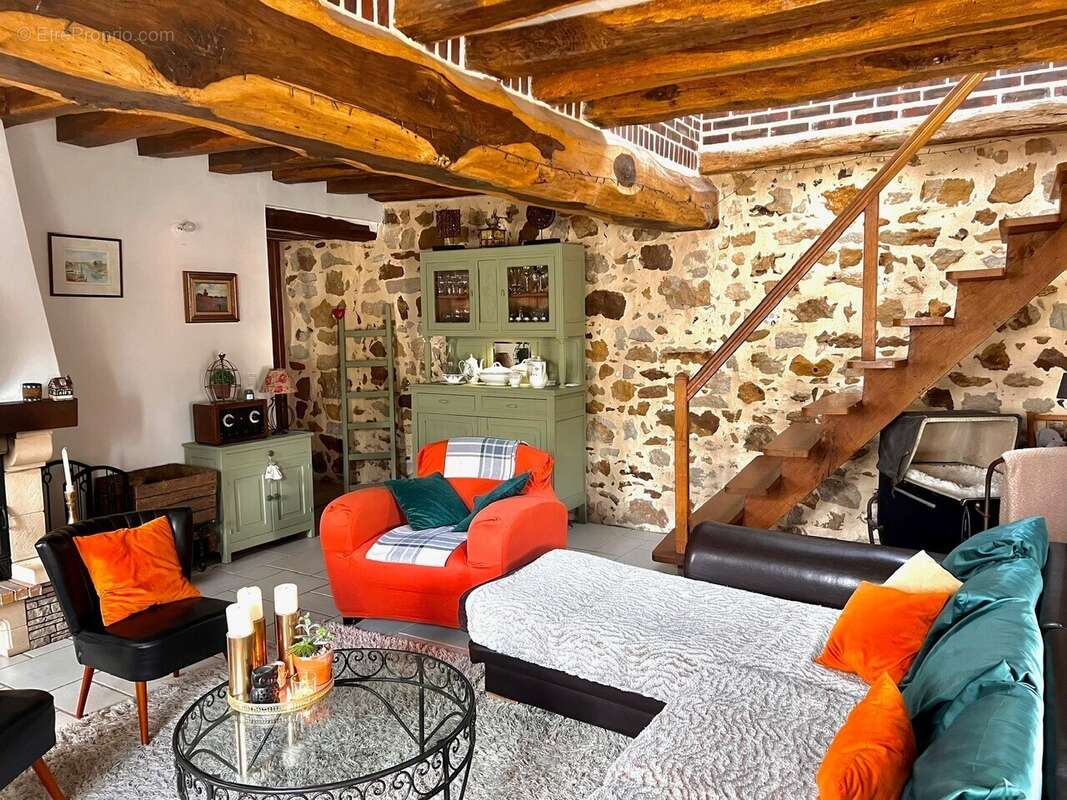 Maison 185 m² à Provins  - photo 7