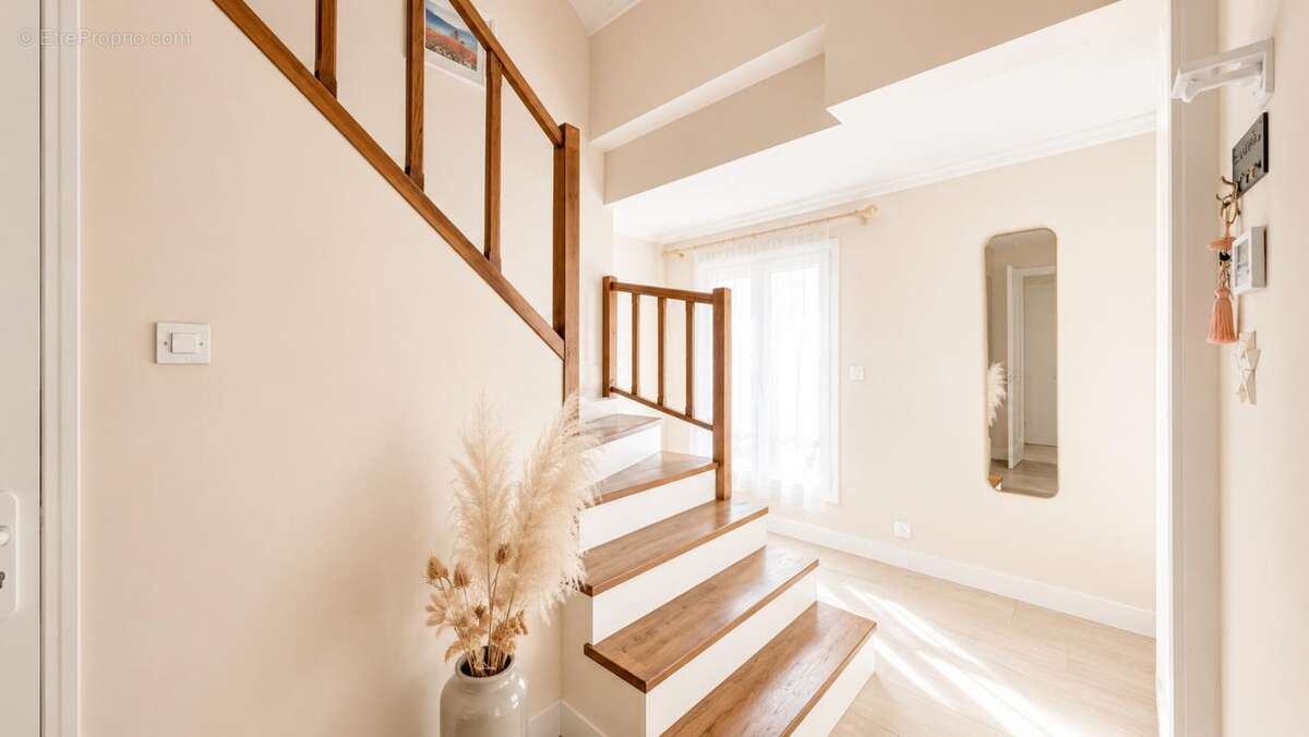 Maison 130 m² à Ormesson-Sur-Marne  - photo 12