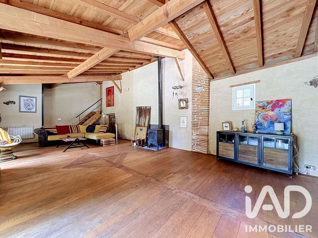Maison 139 m² à Montesquieu-Volvestre  - photo 2