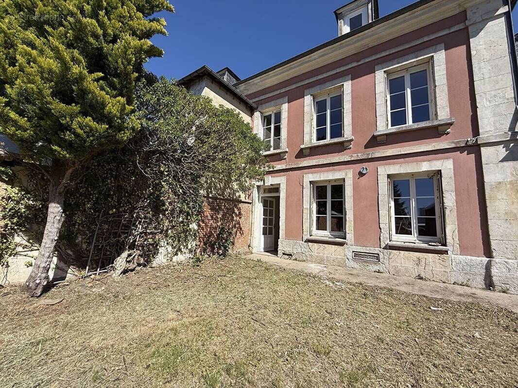 Maison à LE NEUBOURG