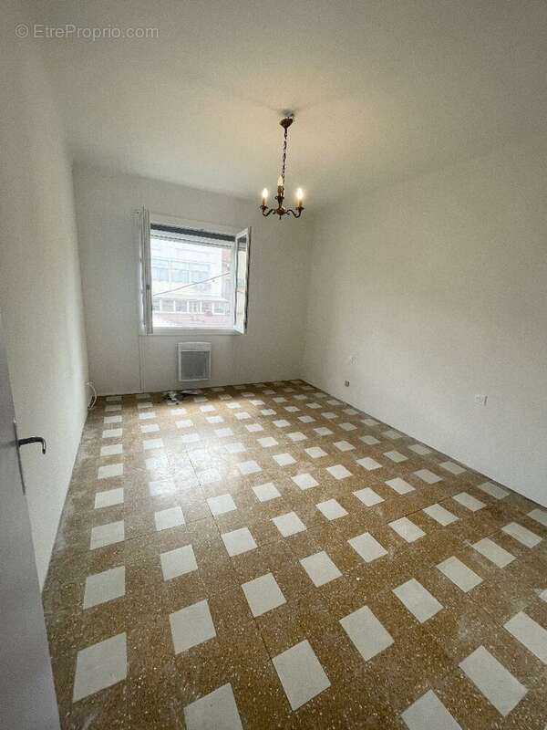 Appartement à BEZIERS