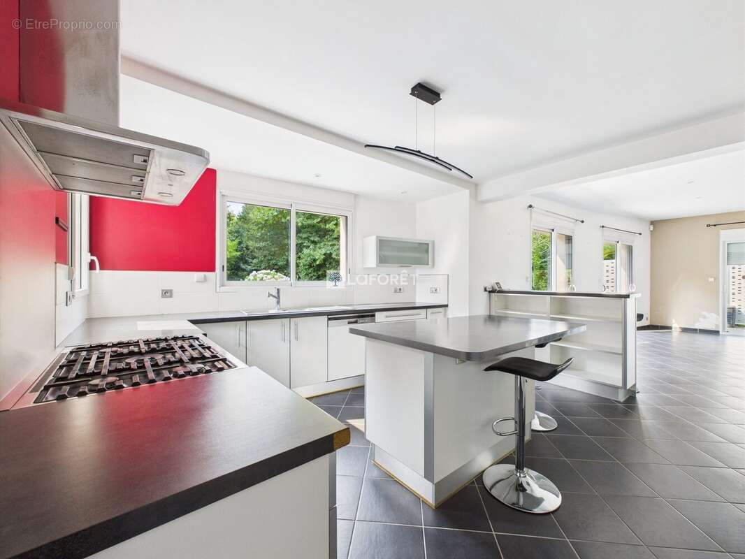 Maison à POULDREUZIC