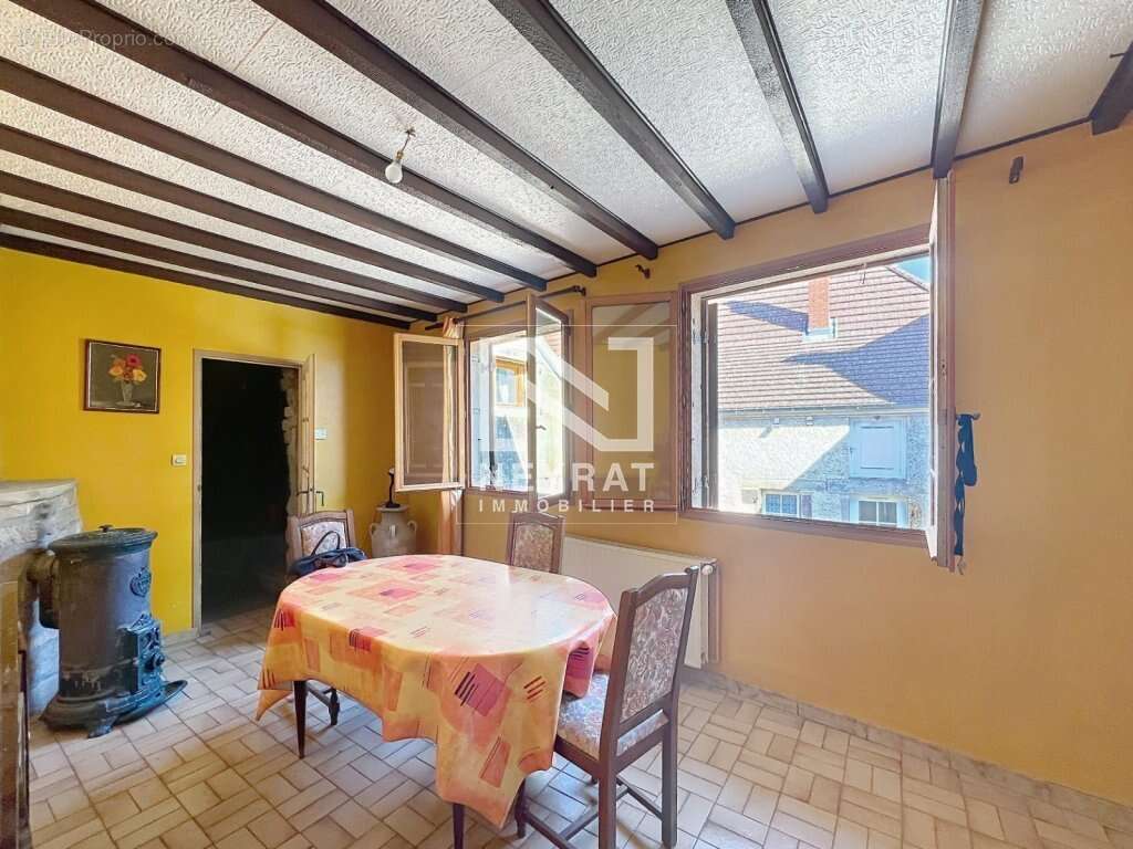 Maison à SAINT-EMILAND