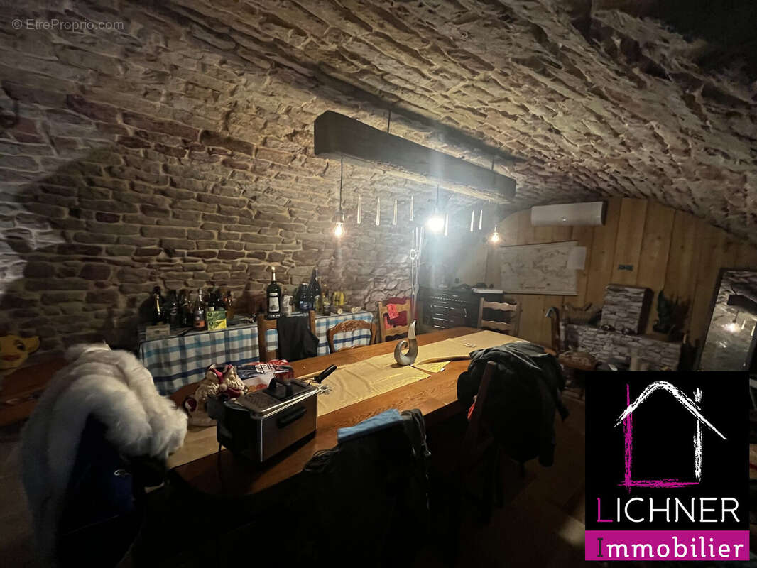 Petite maison cave voutée - Maison à LONGEVILLE-LES-SAINT-AVOLD