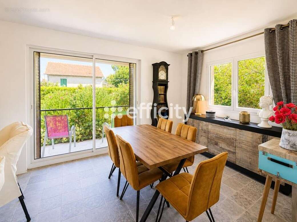 Maison 64 m² à Montelimar  - photo 8