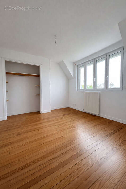 Maison à MONDEVILLE