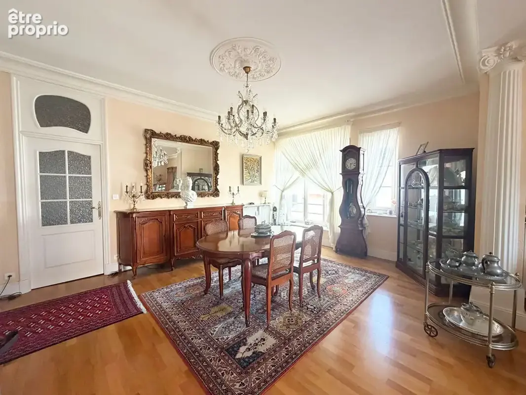 Appartement 5 pièces de 147,29 m2 - photo 5