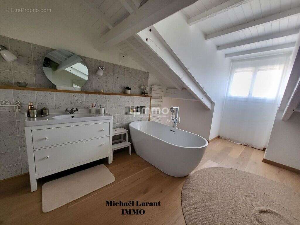 Maison à SAINT-MEDARD-EN-JALLES