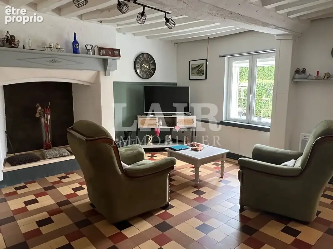 Maison colombage, 5 minutes de Rânes sur 1984 m²  - Réf: E15595 - photo 2