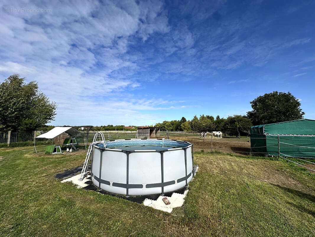 Maison à SAINT-MESMIN