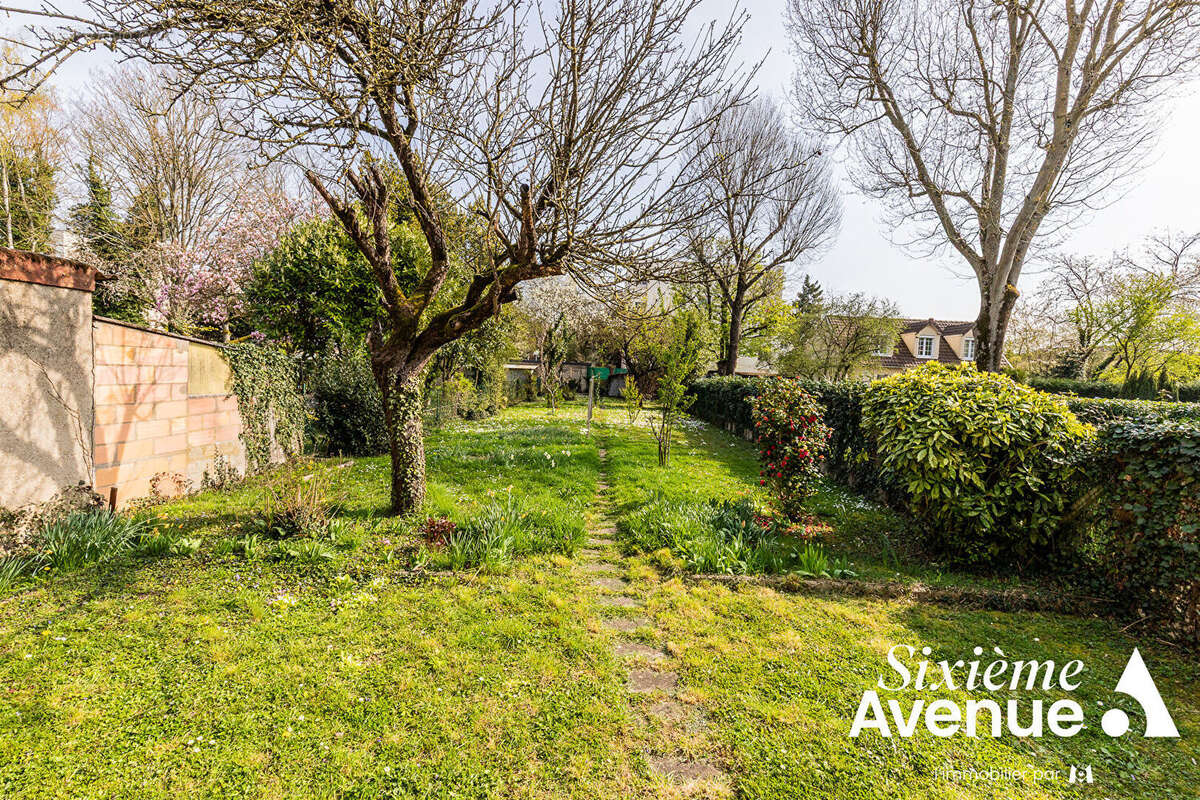 Maison à CHILLY-MAZARIN