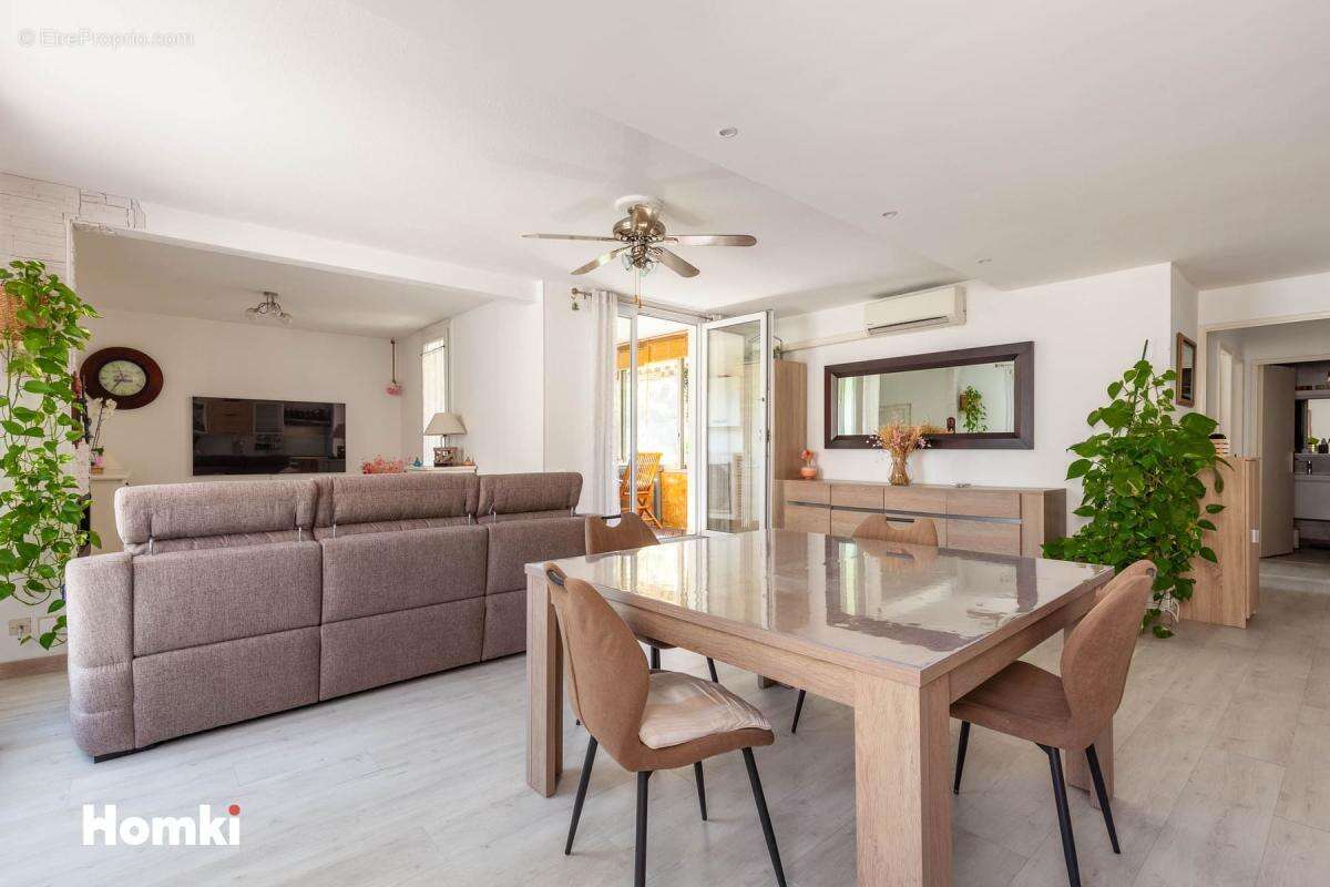 Appartement à MARSEILLE-8E