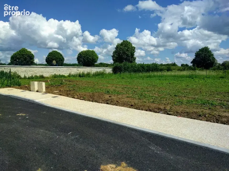 Terrain 1076 m² à Saint-Fargeau-Ponthierry  - photo 5