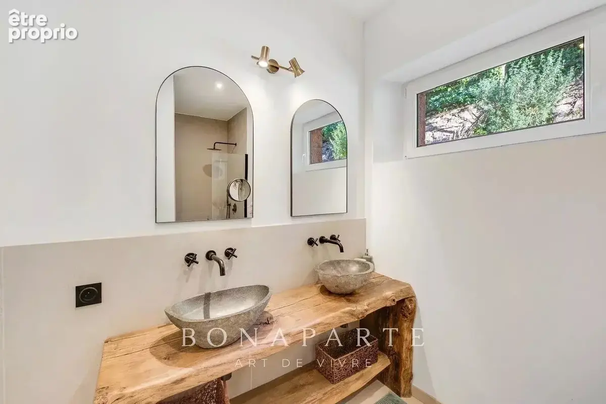 Exclusif  saint raphael / plateau notre dame - villa renovee - photo 13