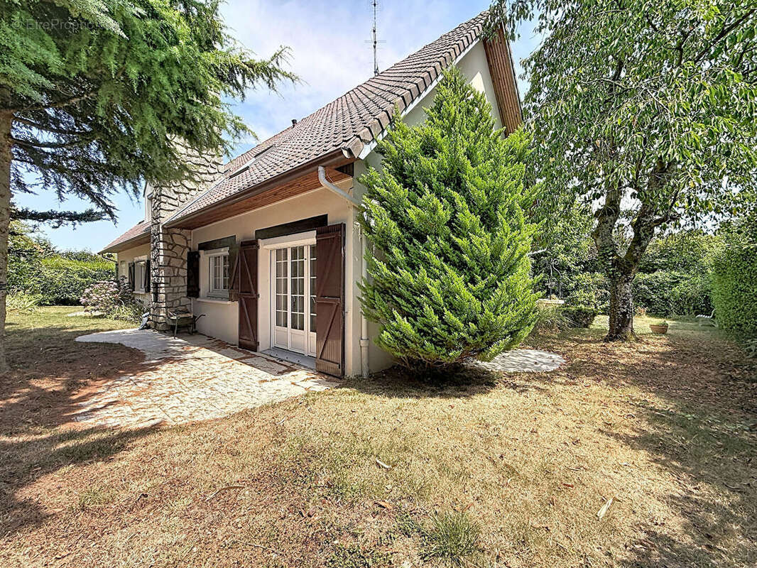Maison 220 m² à Maurepas  - photo 2