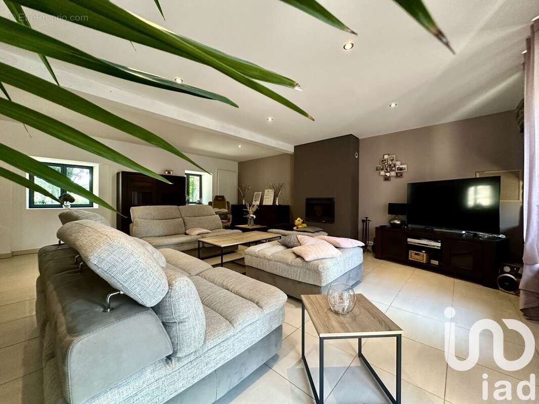 Photo 2 - Maison à GRAND-FOUGERAY