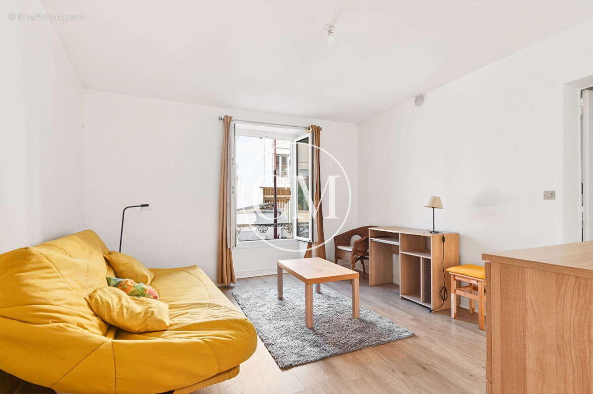 Appartement à VERSAILLES