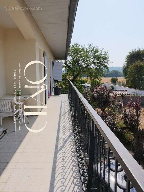 Maison 119 m² à Cazeres  - photo 9