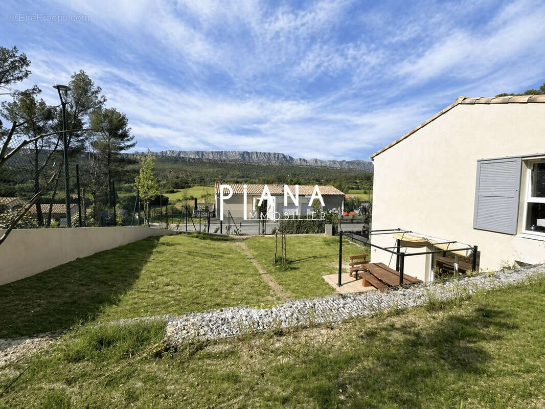 Maison à ROUSSET