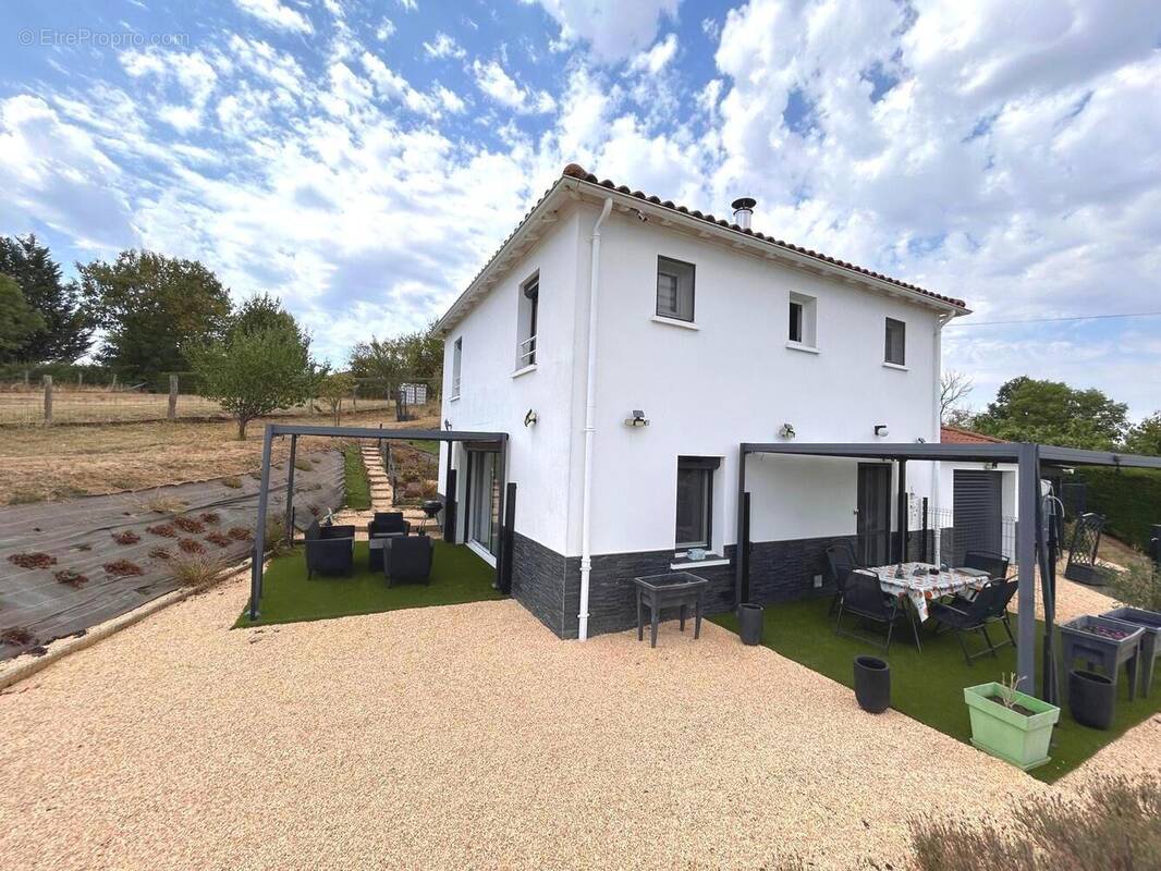 Maison à MELAY