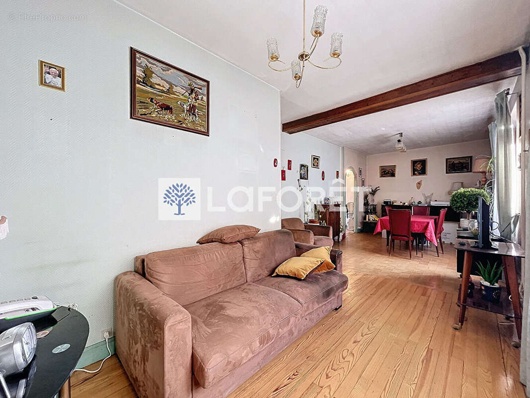 Maison à BOURGOIN-JALLIEU