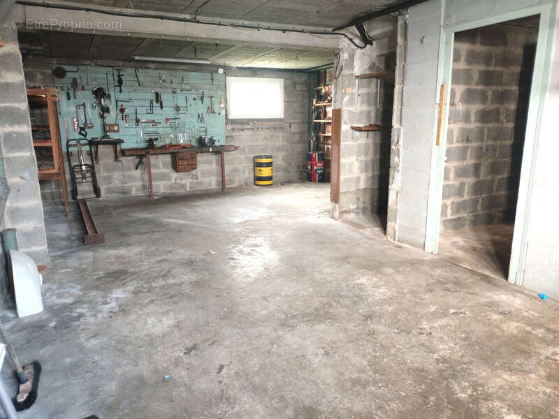 Maison à SAINT-GERMAIN-DE-LUSIGNAN