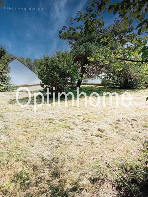 Terrain à SAINT-LAURENT