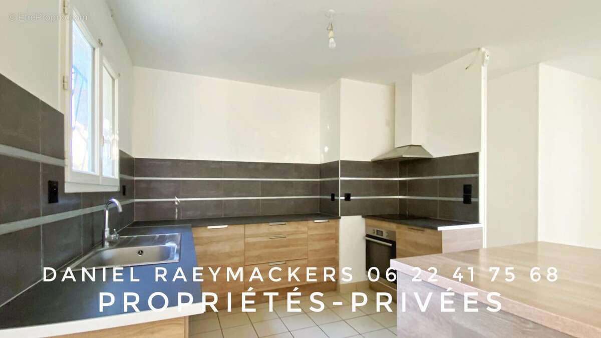 EXCLUSIVITÉ  Plain-pied 97 m², 3 chambres, garage et terrain clos de plus de 1 000 m² à 5 min de Montpon-Ménestérol - photo 4