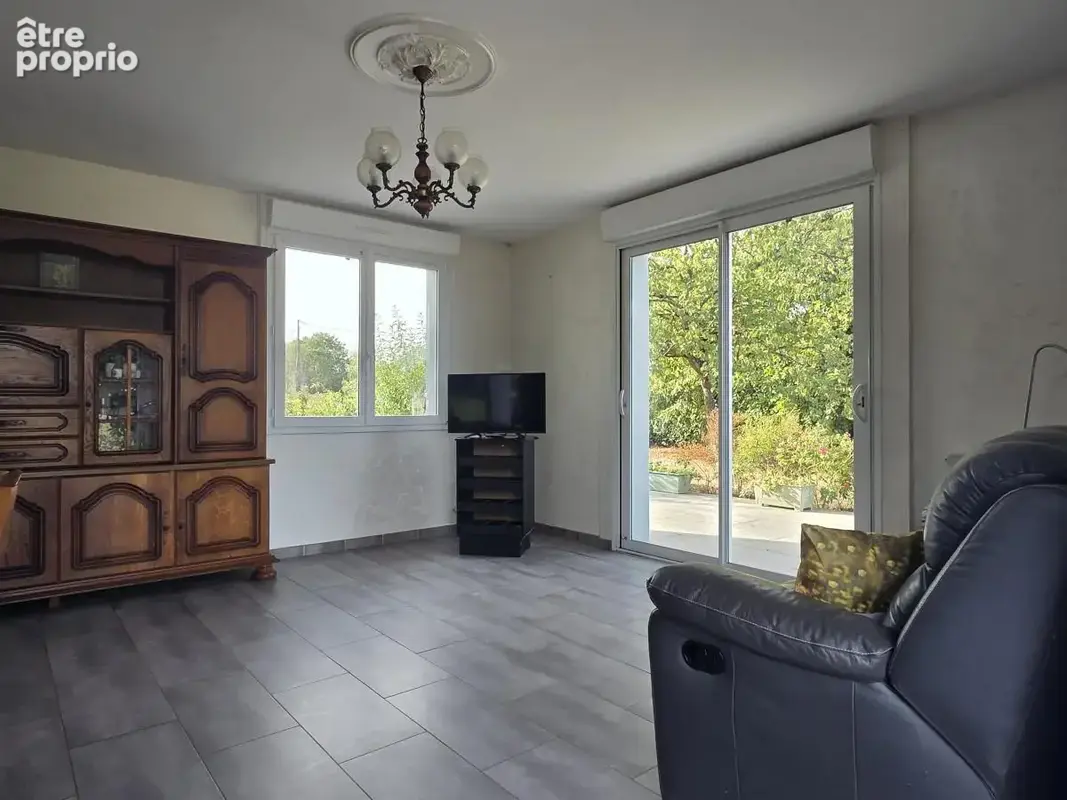 Maison 7 pièces 143 m² à vendre à Chateau-Gontier (53200) - photo 4