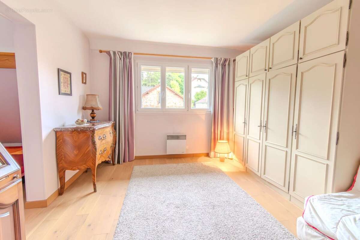 Maison à MONTMORENCY