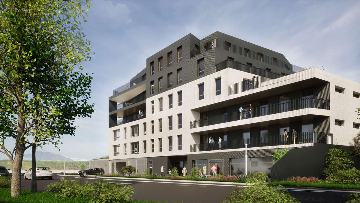 Commerce à LA RAVOIRE