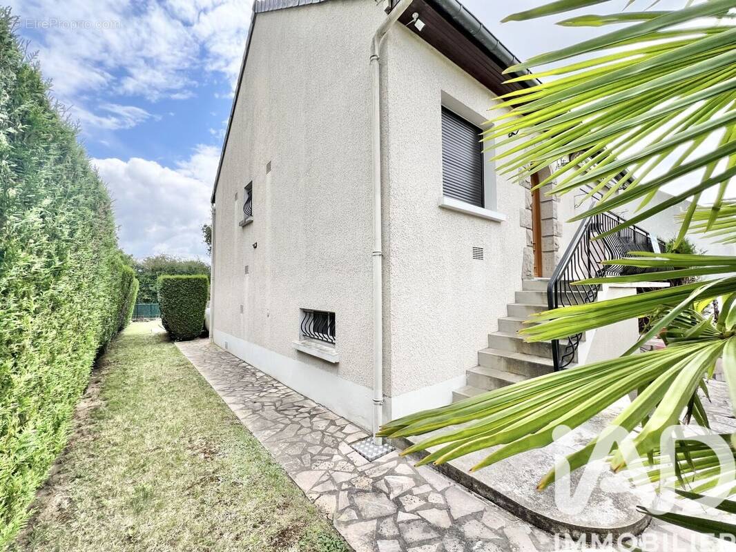 Photo 1 - Maison à RUILLE-SUR-LOIR
