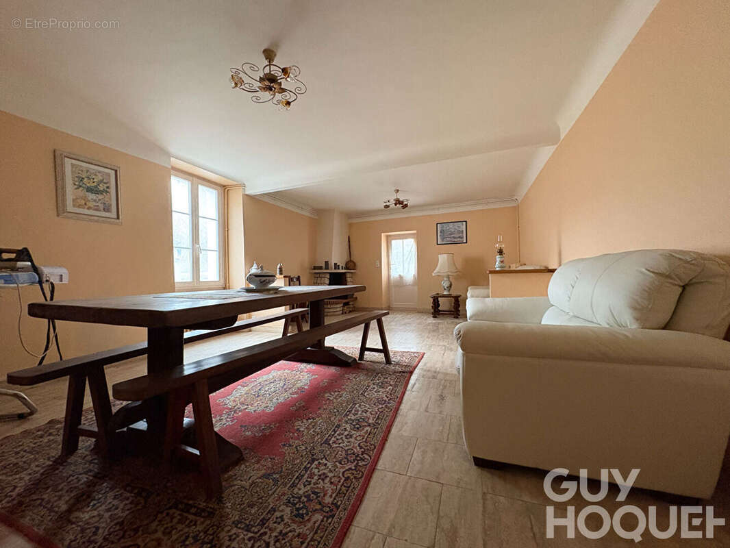 Maison à MIGNE-AUXANCES