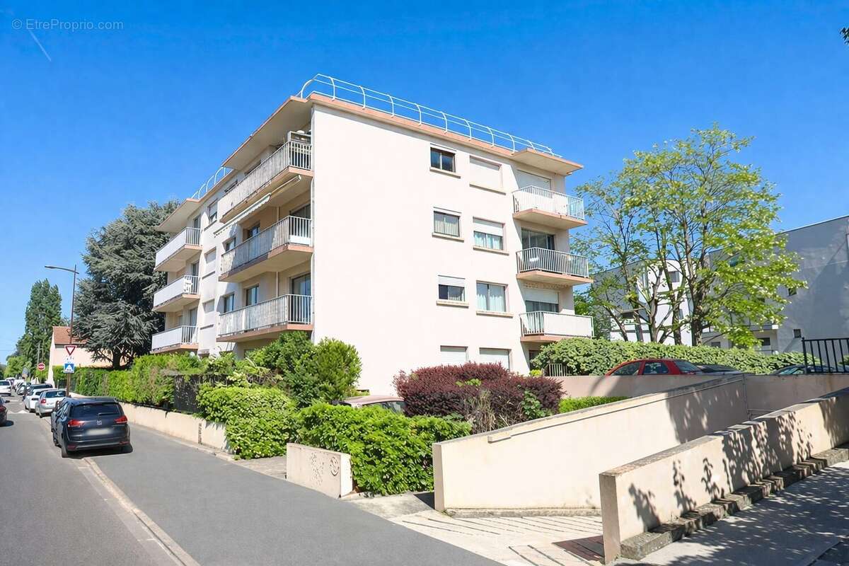 Appartement à LIVRY-GARGAN