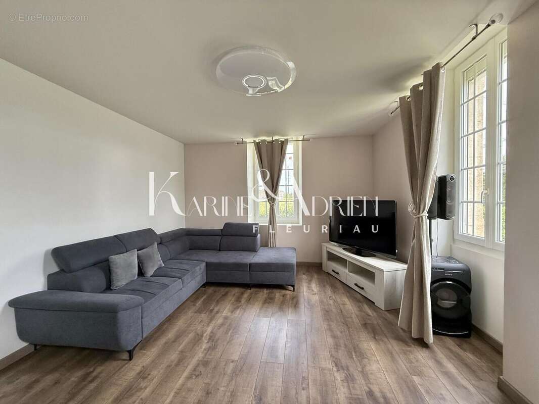 Maison 116 m² à Saint-Sigismond  - photo 6