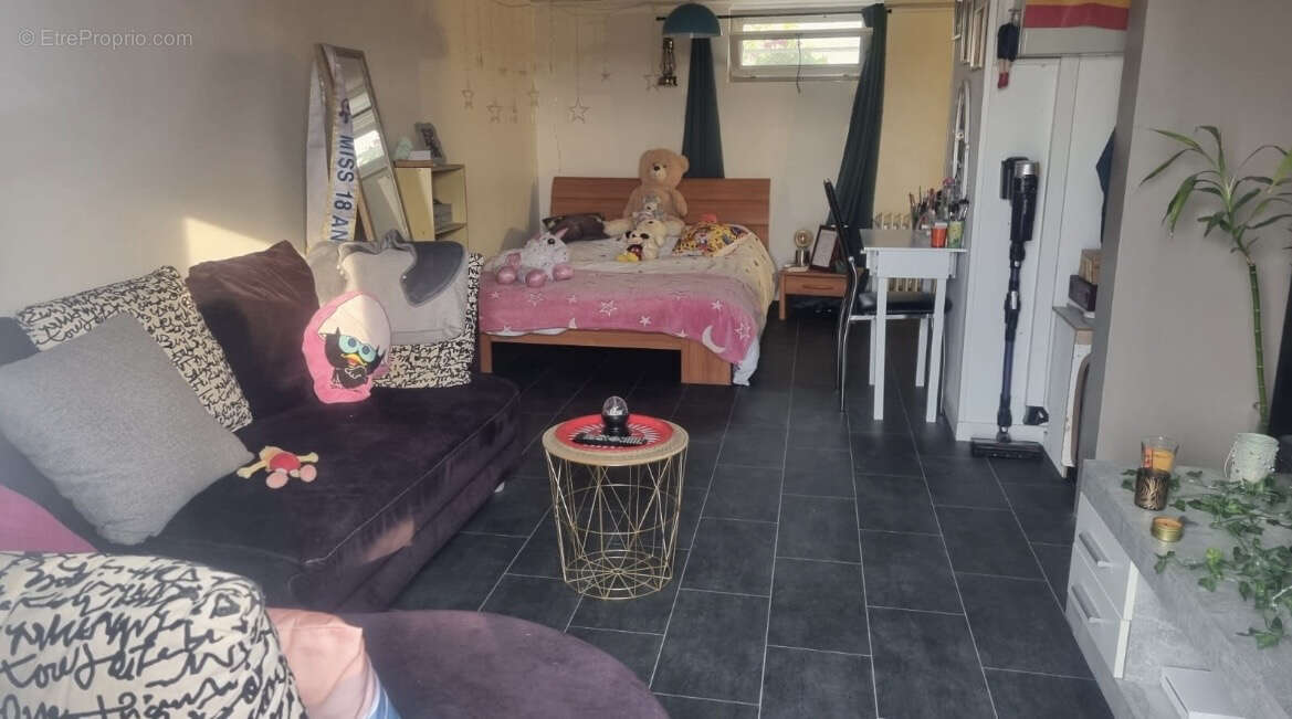 Maison à CHATELLERAULT