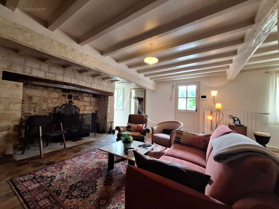 Maison à ARGOULES