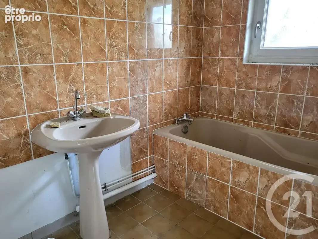 Maison 5 pièces 112 m² à vendre à Bernay (27300) - photo 8