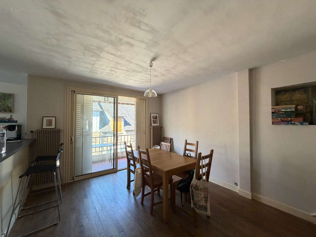 Maison de bourg avec terrasse - photo 4