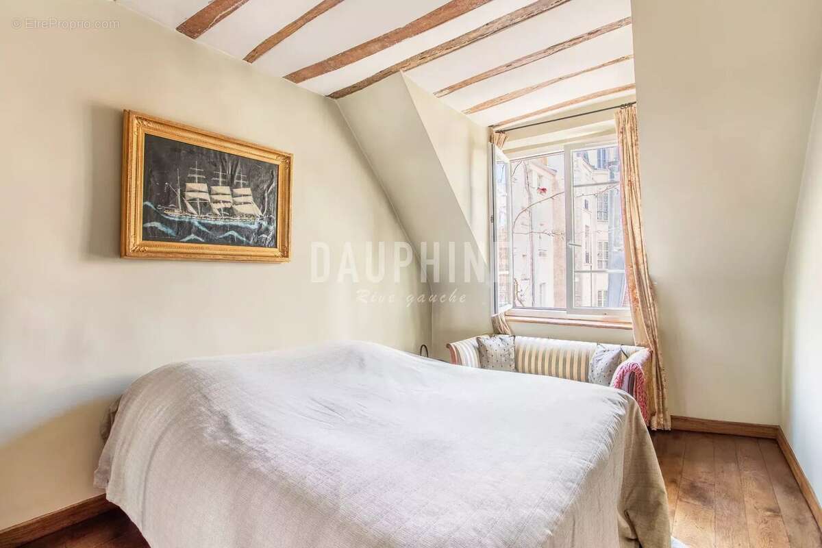 Appartement à PARIS-6E