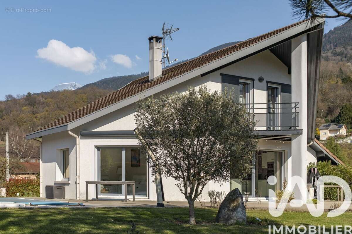 Photo 2 - Maison à VAULNAVEYS-LE-HAUT