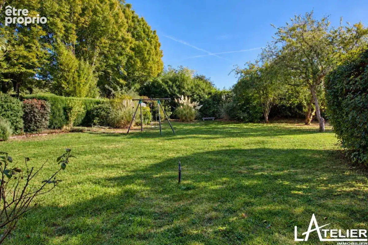 Maison 8 pièces 200 m² à vendre à Chavenay (78450) - photo 2