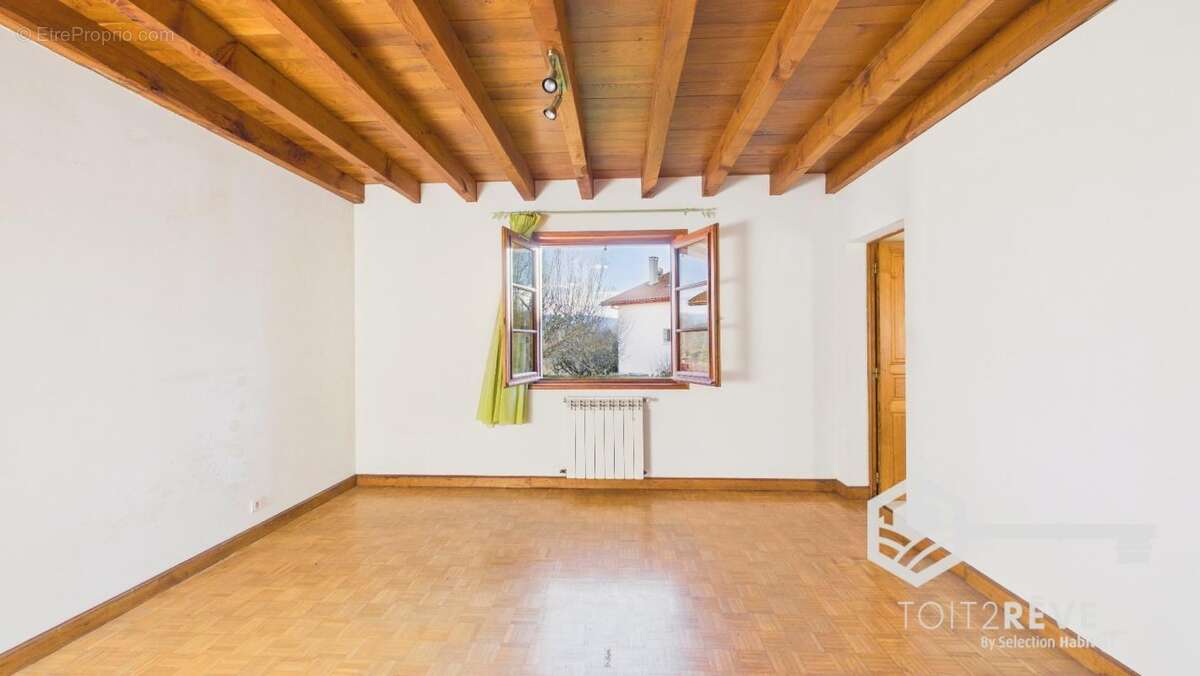 Maison à SAINT-JEAN-PIED-DE-PORT