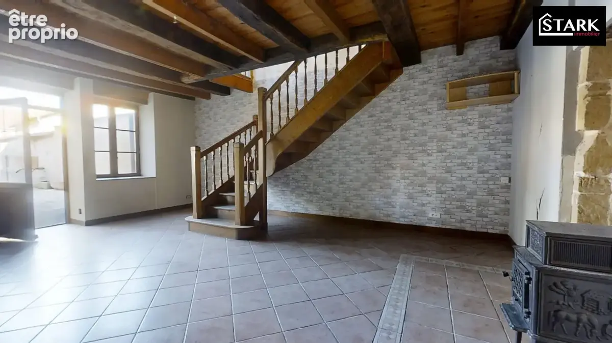 Maison 9 pièces 176 m² à vendre à Faverney (70160) - photo 3