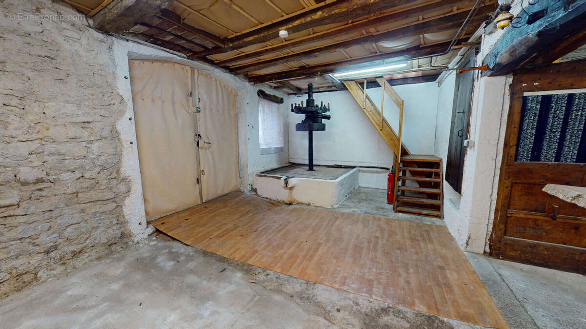 Maison à BOYEUX-SAINT-JEROME