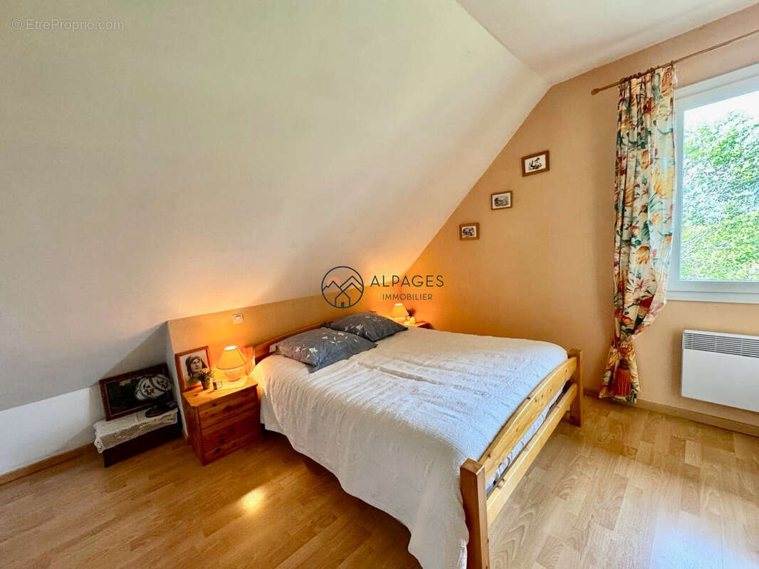Maison 196 m² à Crots  - photo 5