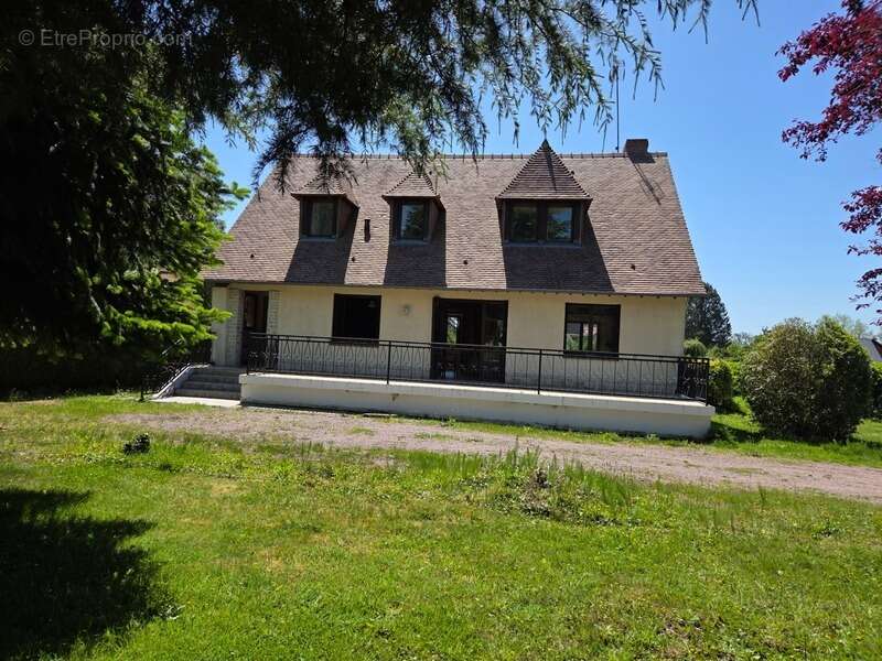 Maison à SAINT-MARTIN-AUX-CHARTRAINS